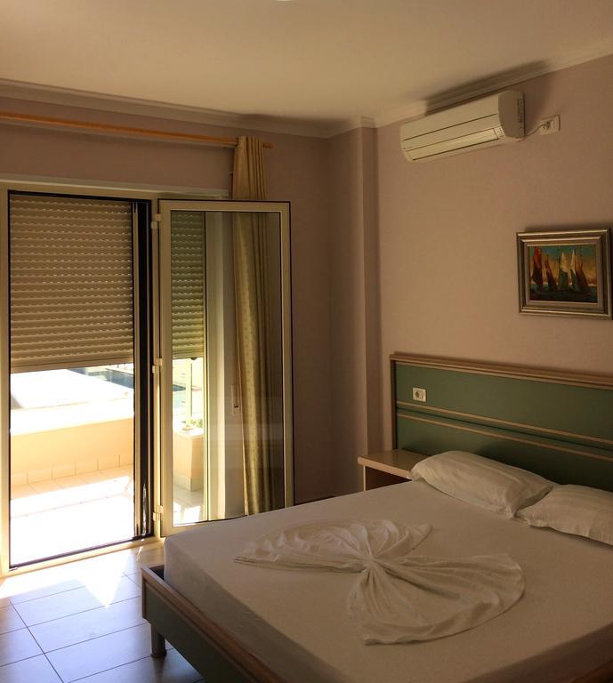 Hotel Vila Lule Durrës 外观 照片